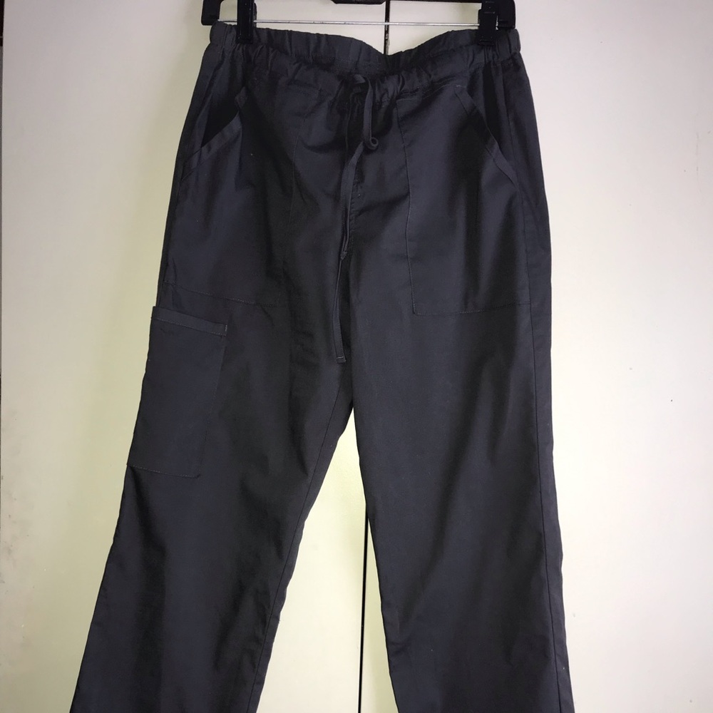 Cherokee workwear scrub pants.